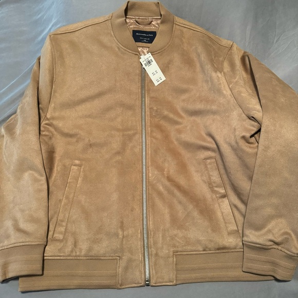 Abercrombie & Fitch Other - NWT Abercrombie & Fitch Vegan Suede Bomber Jacket